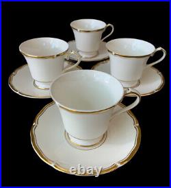 Aynsley Heritage White And Gold Bone China Scalloped England Service for 4