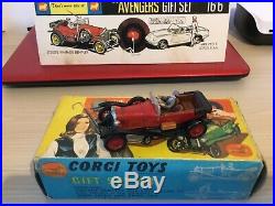 Corgi toys the avengers gift set 40 part boxed all original with rare steed car