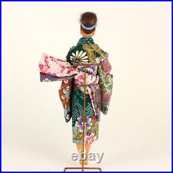 Japanese exclusive Midge doll with 3 wig set and 2 Kimono outfits 1963 VTG Japan