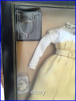 LOT of 4 Franklin Mint TITANIC ROSE 16Vinyl Doll ENSEMBLE Set all outfits NRFB