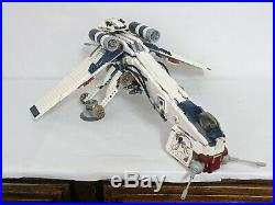 Lego Star Wars Republic Dropship and AT-OT Walker# 10195 complete withall minifigs