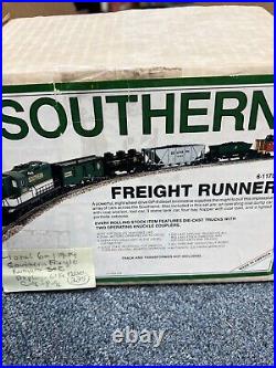 Lionel 6-11704 Southern Freight Runner Set All original boxes LN CLEAN