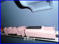Lionel All Original Paint 1957 Postwar Girls Pink Locomotive 2037 & Tender Set