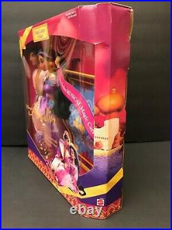 Magic Carpet Gift Set with Jasmine Aladdin Doll Disney