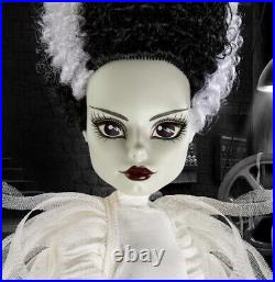 Monster High Frankenstein & Bride of Skullector Doll Set (Ships Today)