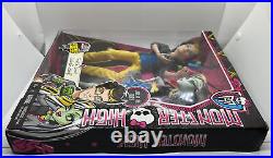 Monster High Frankie Stein Jackson Jekyll Picnic Casket for 2 Doll Set Exclusive