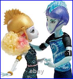 Monster High Wheel Love Lagoona Blue and Gil Weber Doll Set 2014 Mattel CJC47
