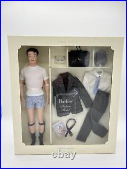 New-Fashion Insider Silkstone Ken Doll Gift Set Fashion Model Collection #56706