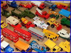 Set of 77 matchbox matchbox cars, trucks. All boxed, original, dated from 70's-80's