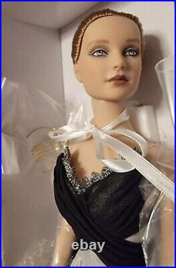 Tonner 16 Doll Starlight 2 Sets Feet Ballet & Fashion Kit Sculpt LE-400 New