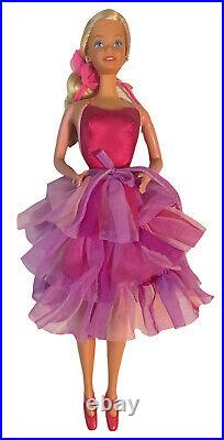 Vintage 1984 Barbie Dance Sensation Doll Gift Set #9058